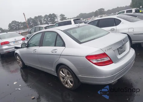 2009 Mercedes-Benz C 300 Luxury/Sport из США, поврежденный, VIN WDDGF54X99R054946